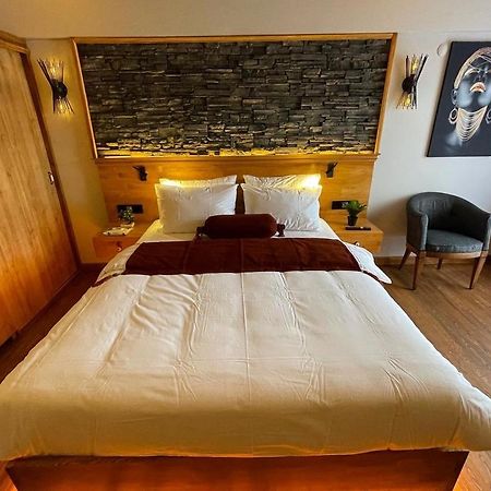 Palmiye Konuk Evi Foça Luaran gambar